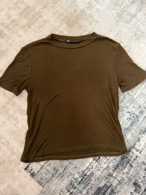 Zara Olive Green Short Sleeve Crew Tee